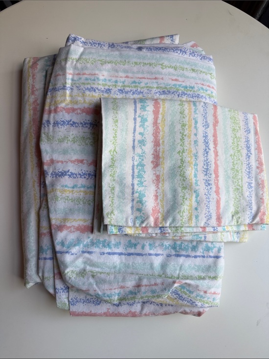 Other - Full Pastel Striped Sheet Set - Multicolor